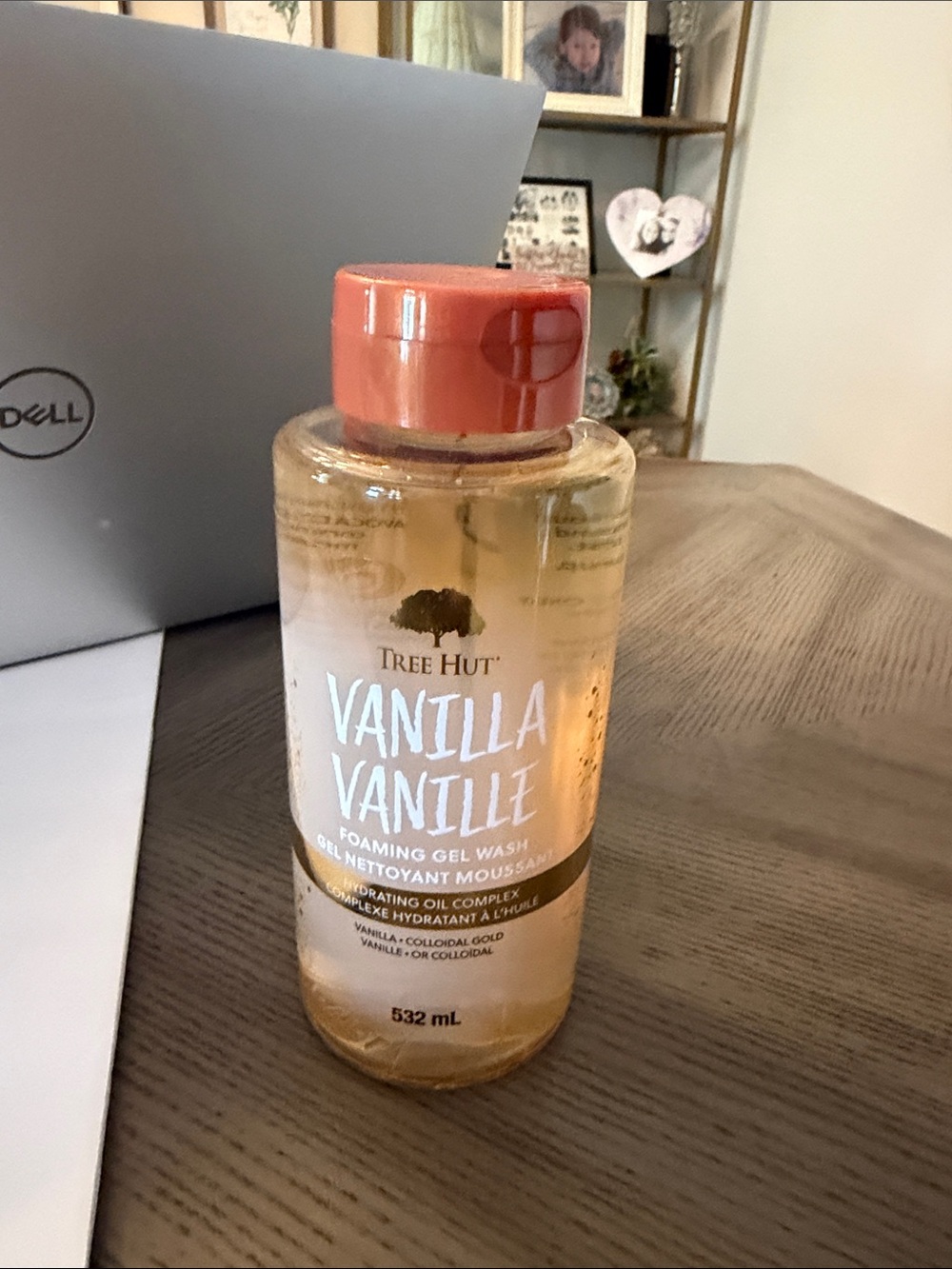 Tree Hut Vanilla Foaming Gel Wash — Cream Bottle with Coral Cap